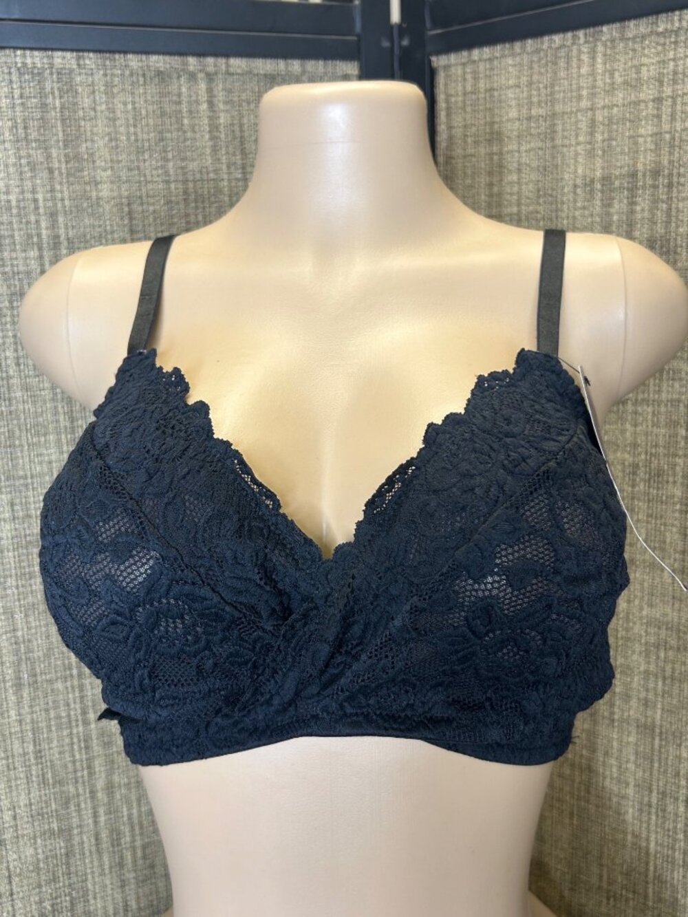 DG-124 Adored By Adore Me Black Lace Blythe Bralette XL Adjustable Straps